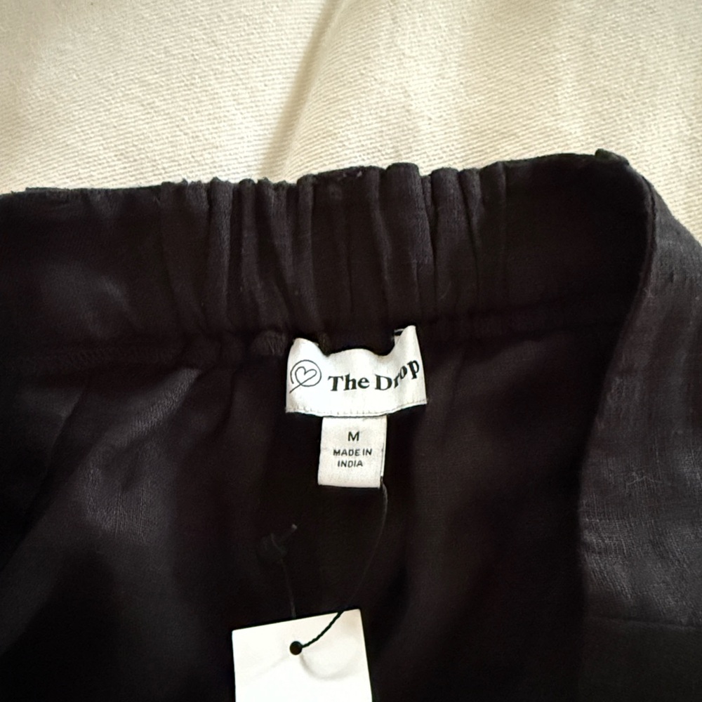 Classic Black Women's Millie Walking Shorts in Linen. Pockets. Size M. New! - Picture 7 of 7